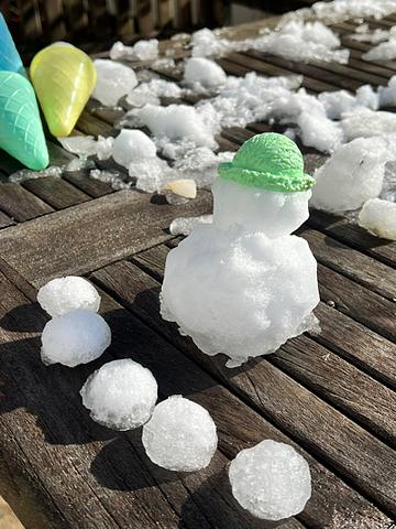 ちっちゃな雪だるま