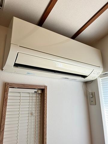 エアコンから水が飛ぶ