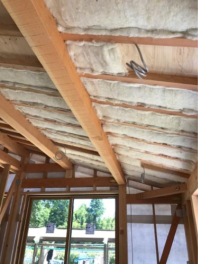 天然ウールの断熱材