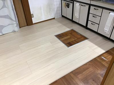 フローリングはり替えできます