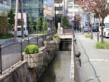 高瀬川親水水路