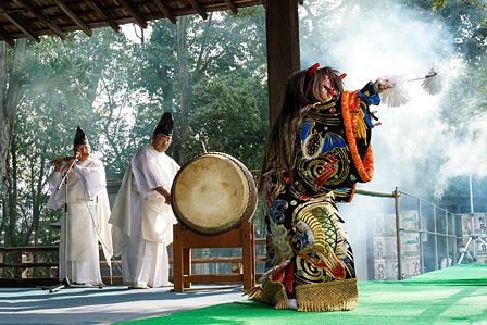 多賀大社の「豆撒き」に寄せて