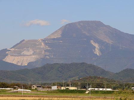 二枚の伊吹山の写真