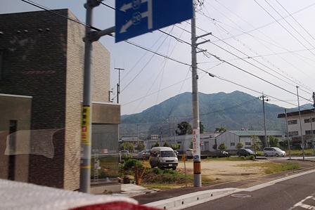 「敦賀富士」と呼ばれている野坂岳