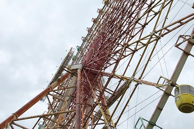 琵琶湖大橋の大型観覧車撤去