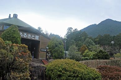 冬季限定の猪鍋に挑戦/近江富士花緑公園