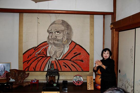 ド迫力の達磨大画像/全長寺