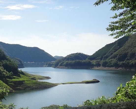 訪問　　天若湖アートプロジェクト「あかりがつなぐ記憶２０１３」