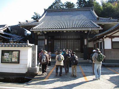 小関越え街道の「等正寺」