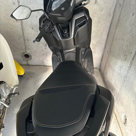 NMAX155 シートフカフカなんです