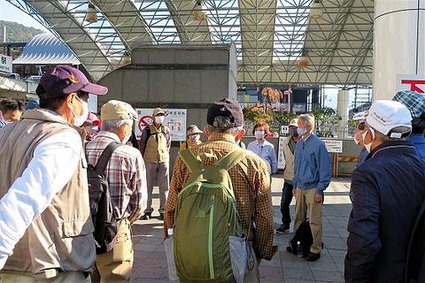令和2年11月18日ウォーキング～紅葉を愛で山科から疏水を歩く～報告