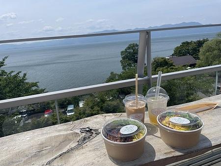 琵琶湖沿いのカフェ