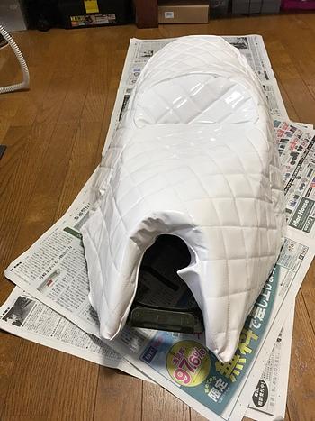 マジェスティ125シート張替え準備