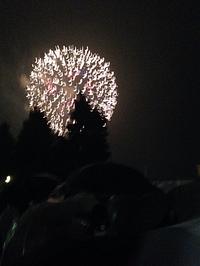 どしゃ降りの花火大会
