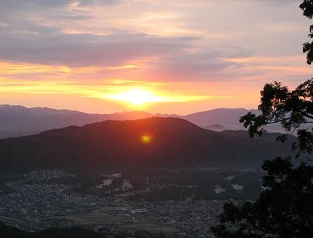 三上山からご来光
