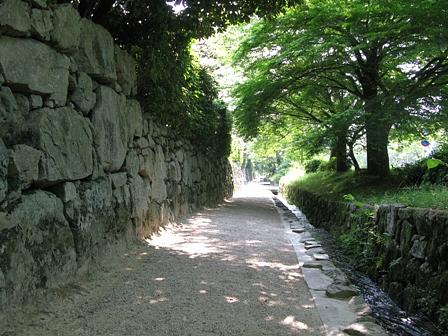 石積みの似合う門前町坂本