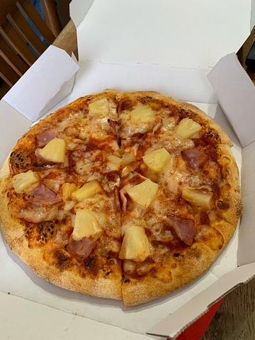ピザには、パイナップル良く合う