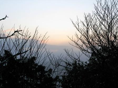 三上山よりおめでとう