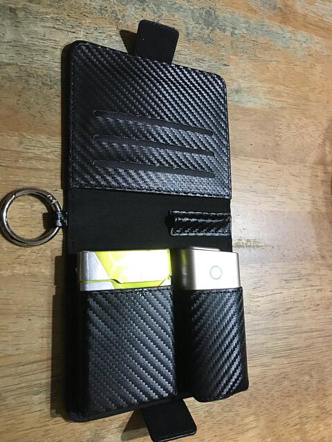 カーボン調ケース