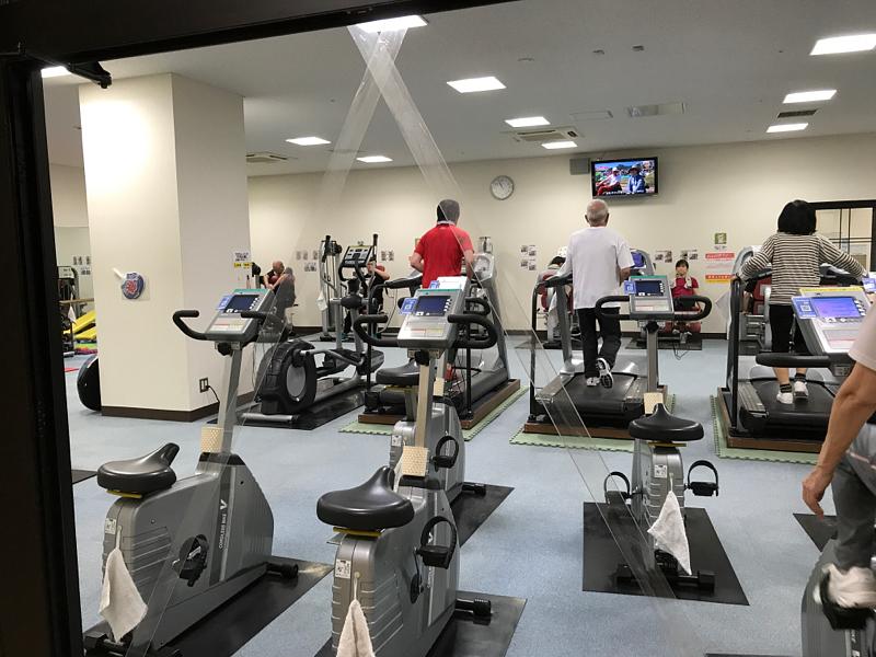 ジム通いするが一向に痩せないなぁ