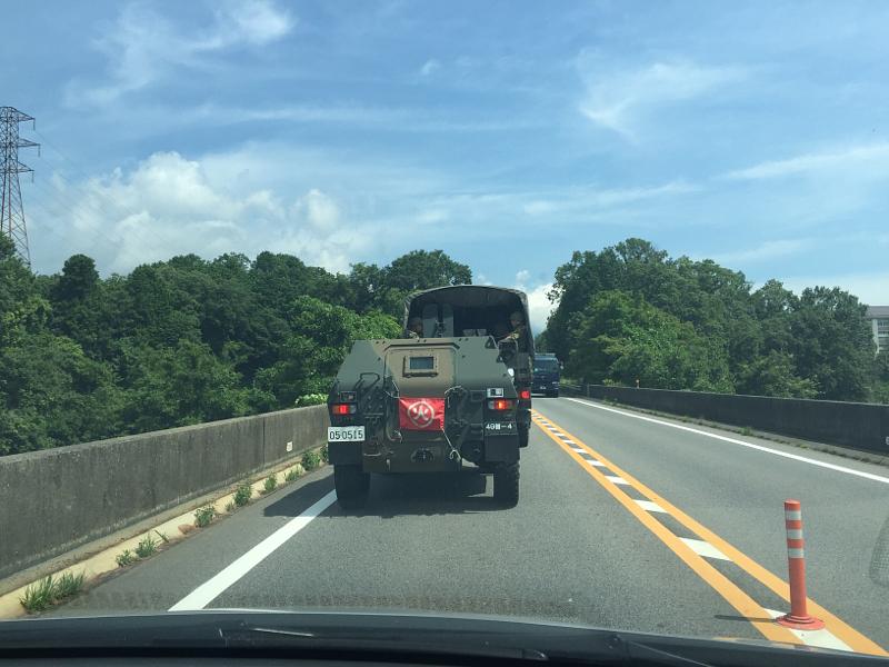 こんなの公道走っていいの？