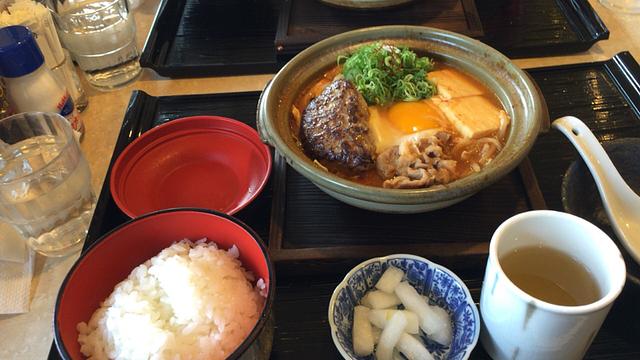 チゲ鍋にハンバーグin