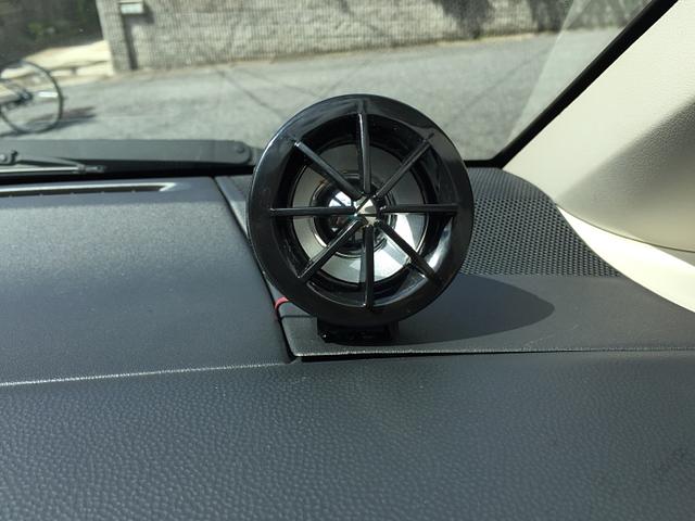 サブスピーカー