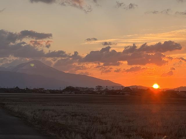 情報公開制度の趣旨から考える情報提供　2016/03/01