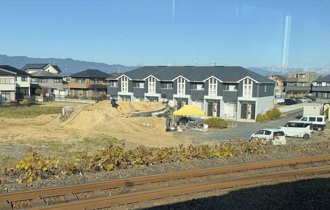 南草津駅近くの「謎の盛り土」の正体が判明