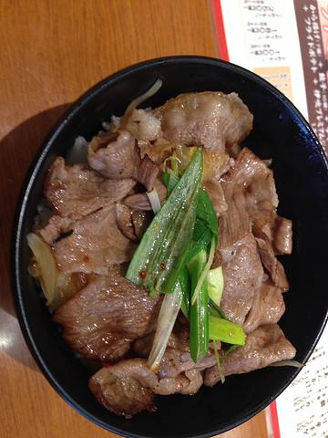 牛肉丼