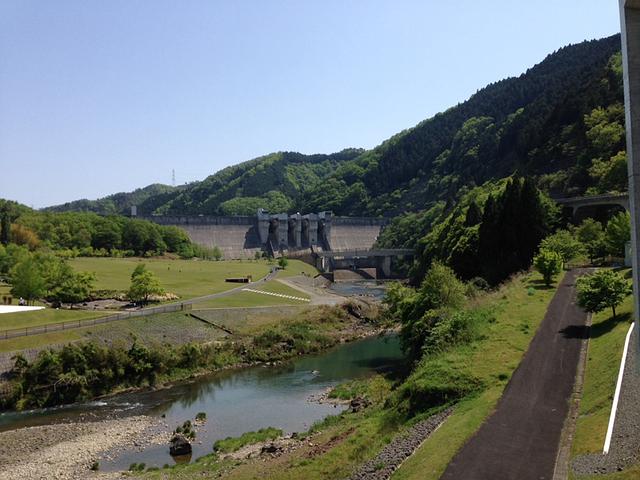 日吉ダム