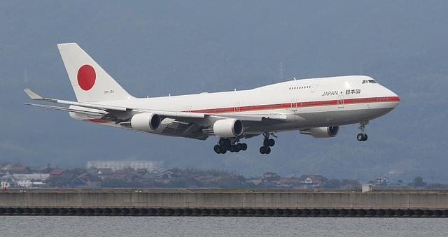 カミングスーン