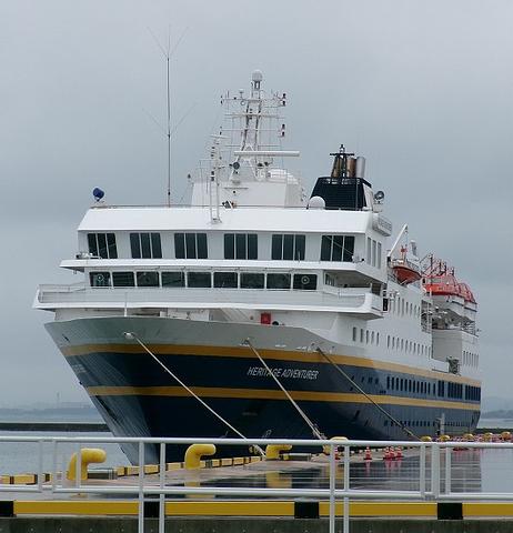 ★『ヘリテージ・アドベンチャラー』初寄港