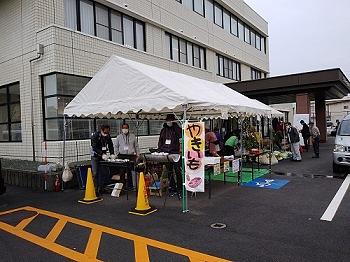 焼き芋販売 (このゆびとまれ様)