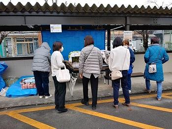 高島市ニャンコの未来様　保護猫活動紹介ブース