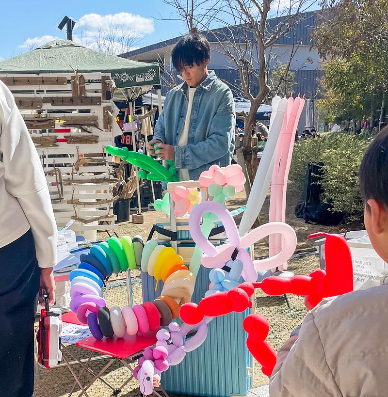 土日とも・風船のお兄さん(ハハハレライフ)