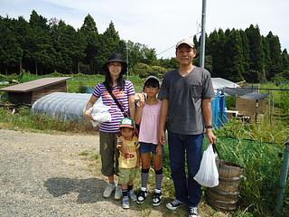 ブルーベリー摘みとお野菜の収穫