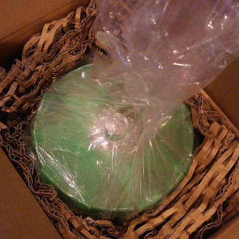 校庭の土をゲルマでクロスチェックしました。