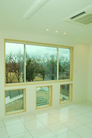 湖畔の店舗施設