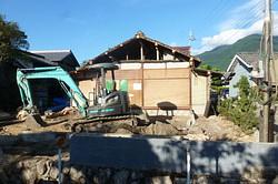 旧家屋の改修　古材再利用