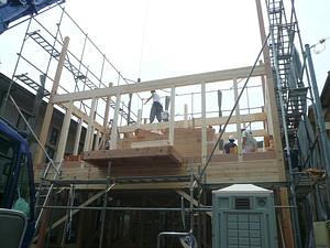 上棟３階建
