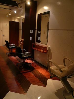 狭小店舗　美容室　もうすぐ開店・・・