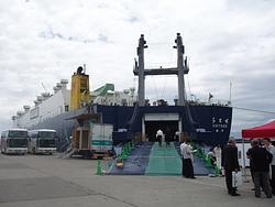 船上ショールームへ行って来ました。