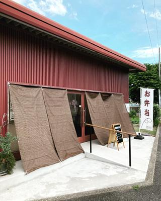 日よけを付けました